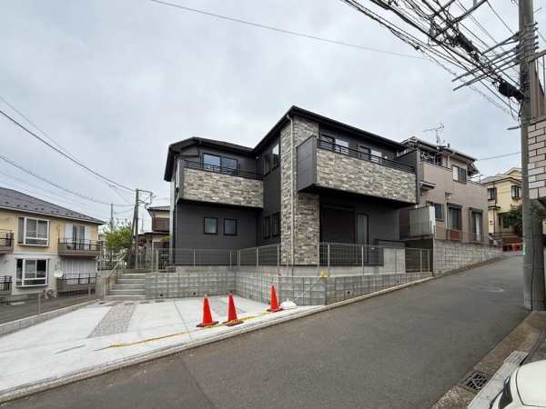 横浜市鶴見区北寺尾６丁目　新築一戸建て