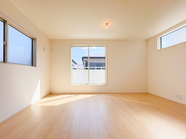 藤沢市高倉　新築一戸建て