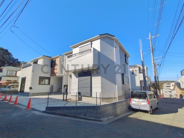 横浜市金沢区釜利谷南２丁目　新築一戸建て