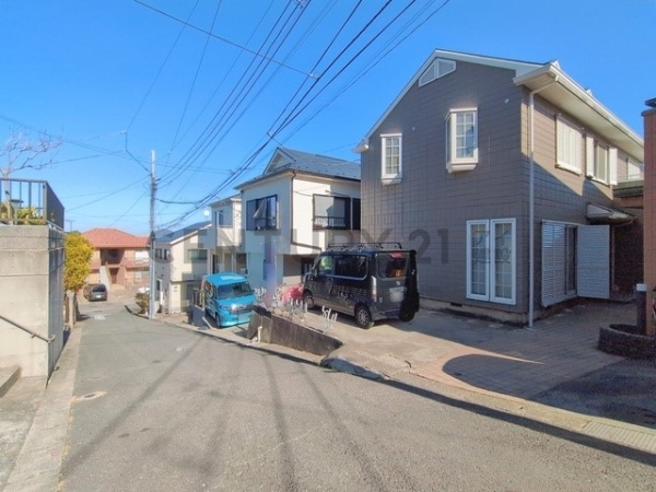 横浜市泉区白百合３丁目　中古一戸建て