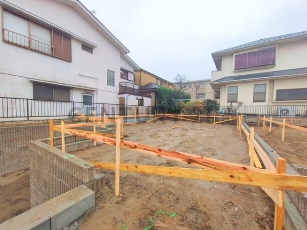 横浜市南区永田台　新築一戸建て