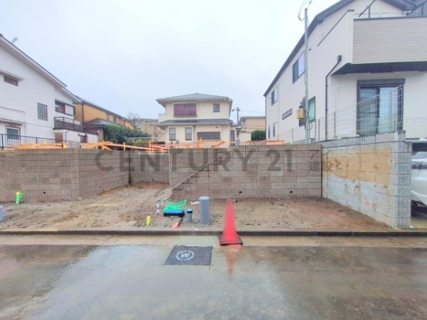 横浜市南区永田台　新築一戸建て
