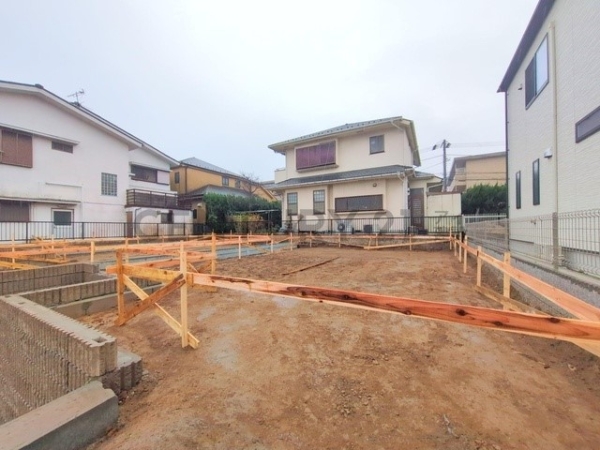 横浜市南区永田台　新築一戸建て