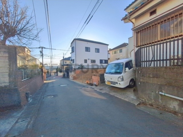 横浜市港南区上永谷３丁目　新築一戸建て