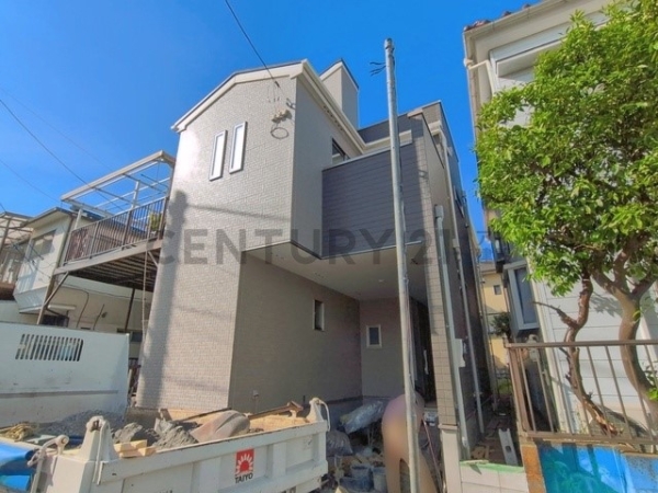横浜市磯子区滝頭1丁目 新築一戸建て