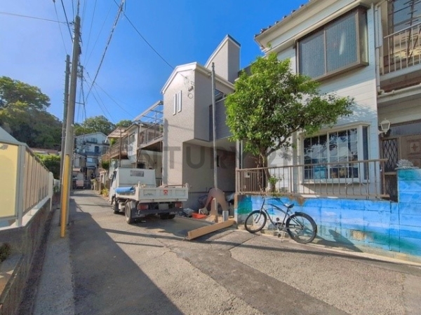 横浜市磯子区滝頭１丁目　新築一戸建て