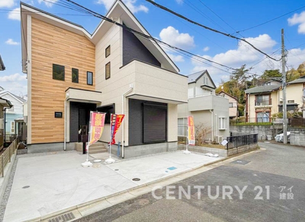 藤沢市片瀬１丁目　新築一戸建て