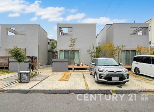 藤沢市片瀬山５丁目　中古一戸建て