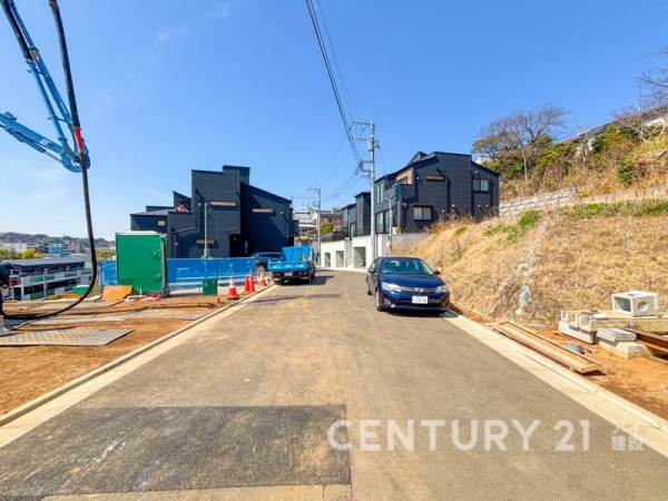 横浜市神奈川区三ツ沢下町　新築一戸建て