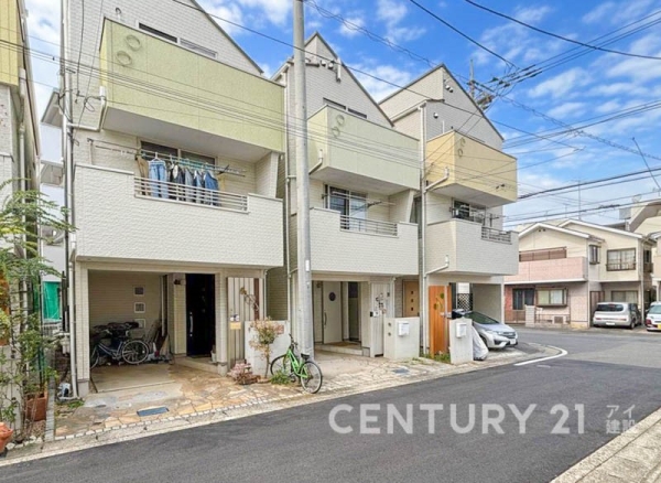 横浜市青葉区荏田町　中古一戸建て