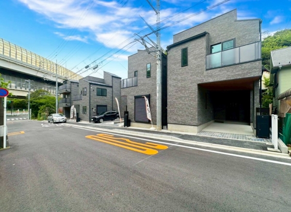 横浜市中区本牧間門　新築一戸建て