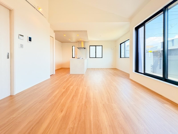 藤沢市城南５丁目　新築一戸建て