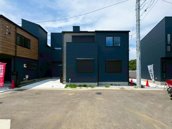 藤沢市城南５丁目　新築一戸建て