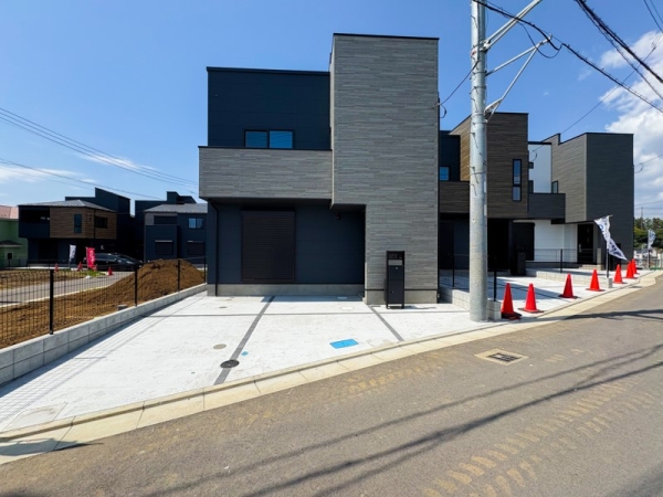 藤沢市城南５丁目　新築一戸建て