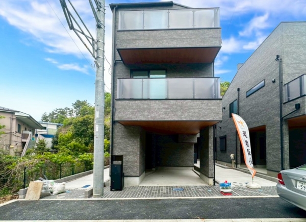 横浜市中区本牧間門　新築一戸建て