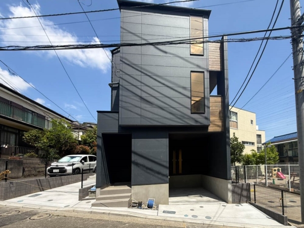 横浜市戸塚区戸塚町　新築一戸建て