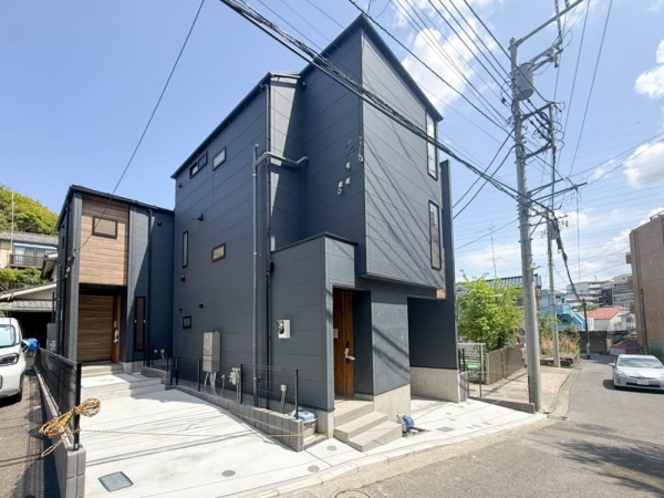 横浜市戸塚区戸塚町　新築一戸建て