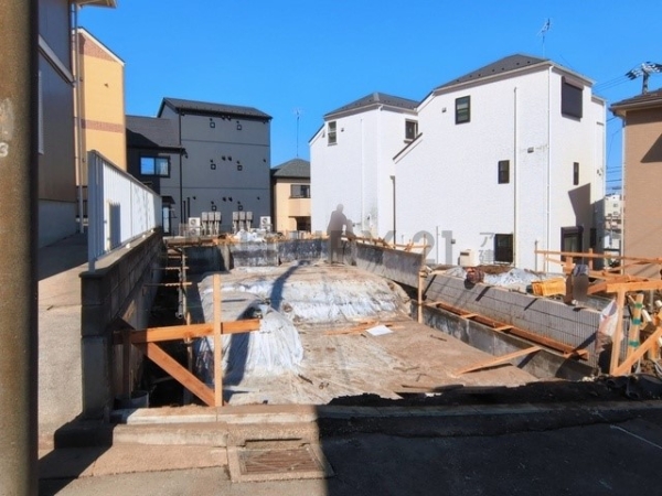 横浜市神奈川区松見町３丁目　新築一戸建て