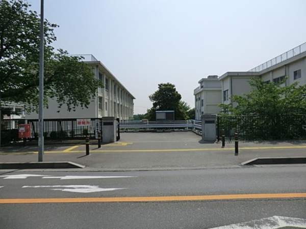座間市緑ケ丘３丁目　新築一戸建て(座間市立座間中学校)