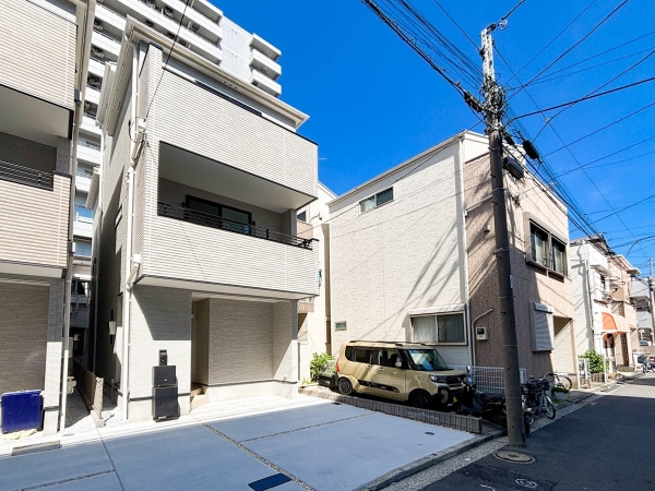 横浜市鶴見区本町通４丁目　新築一戸建て