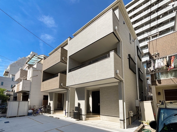 横浜市鶴見区本町通４丁目　新築一戸建て