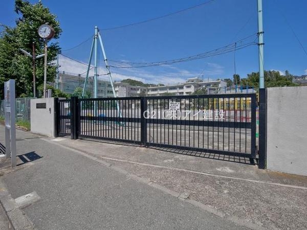 川崎市宮前区菅生２丁目　新築一戸建て(川崎市立菅生小学校)