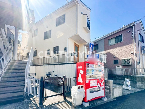 横浜市南区六ツ川４丁目　中古一戸建て