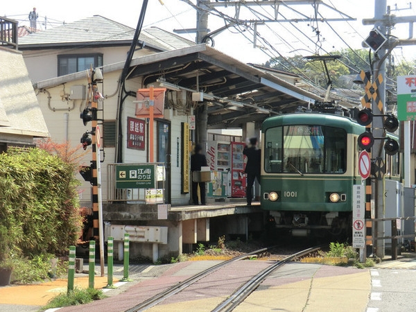 鎌倉市津西１丁目　新築一戸建て(江の島電鉄「腰越」駅)