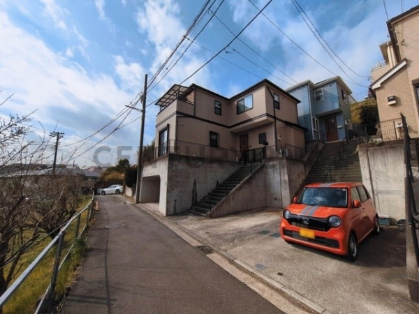 横浜市戸塚区戸塚町　中古一戸建て