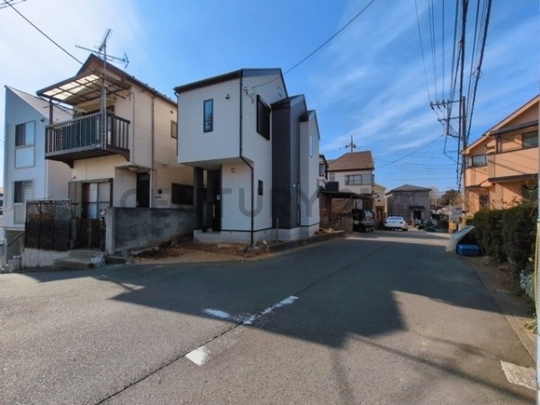 川崎市高津区子母口　新築一戸建て