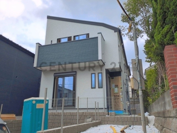 横浜市栄区鍛冶ケ谷町　新築一戸建て