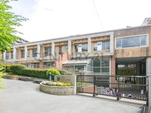 川崎市宮前区平２丁目の中古一戸建て(川崎市立向丘小学校)