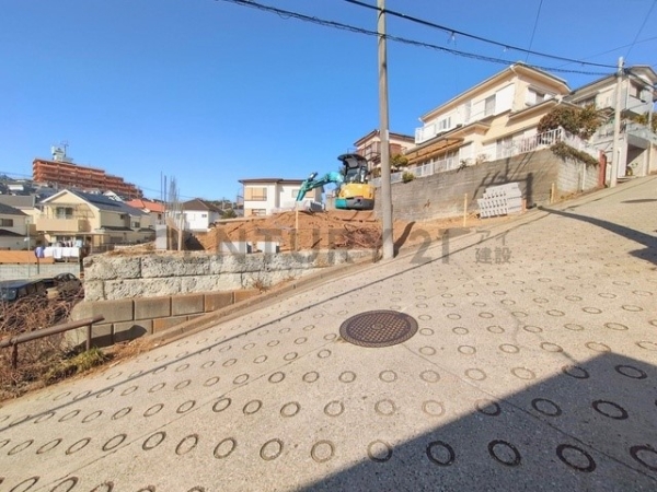 横浜市南区六ツ川２丁目　新築一戸建て