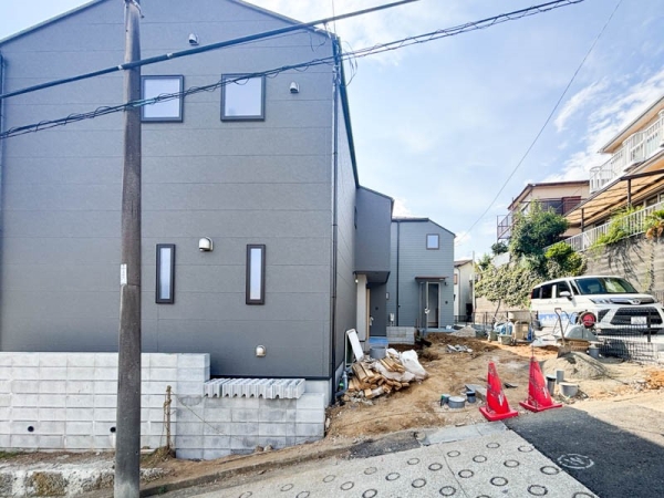 横浜市南区六ツ川２丁目　新築一戸建て