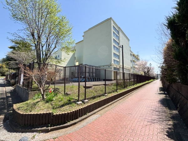 横浜市瀬谷区本郷３丁目　新築一戸建て(横浜市立大門小学校)