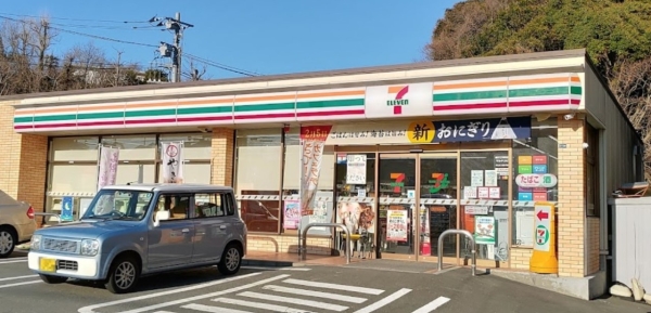 横浜市栄区庄戸５丁目　新築一戸建て(セブン-イレブン横浜栄長倉町店)