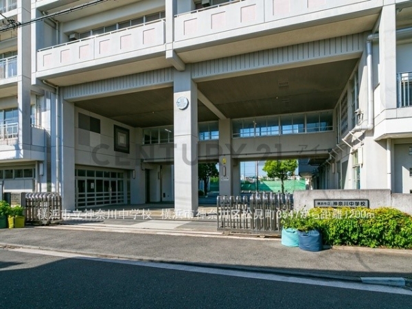 横浜市神奈川区松見町３丁目　新築一戸建て(横浜市立神奈川中学校)