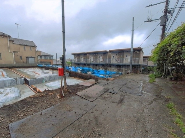 横浜市神奈川区松見町３丁目　新築一戸建て