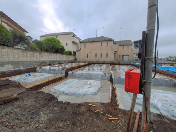 横浜市神奈川区松見町３丁目　新築一戸建て