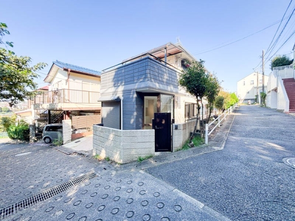 川崎市麻生区高石２丁目　中古一戸建て