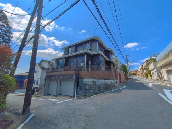 横浜市鶴見区梶山２丁目　中古一戸建て
