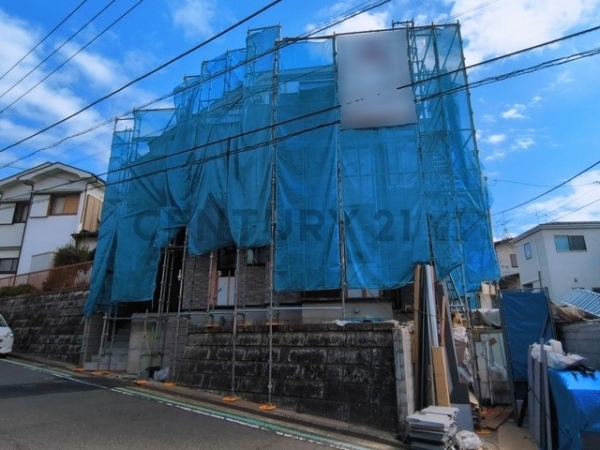 横浜市旭区白根６丁目　新築一戸建て