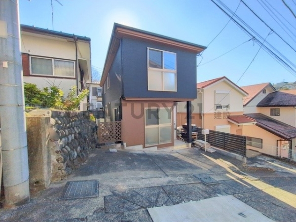 川崎市麻生区高石４丁目　中古一戸建て