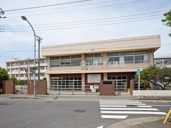 横浜市泉区和泉町　新築一戸建て(横浜市立南瀬谷中学校)