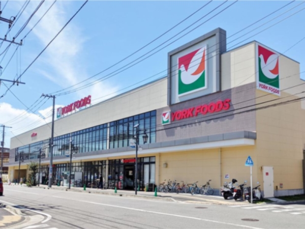 藤沢市亀井野の土地(ヨークフーズ　藤沢六会店)