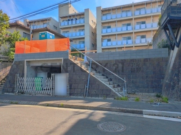 横浜市南区永田南２丁目　新築一戸建て