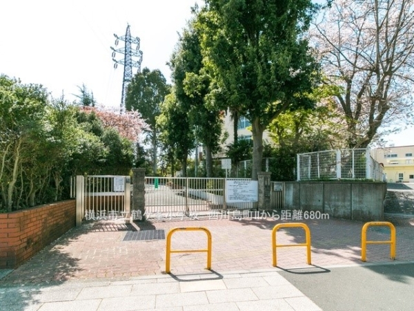 横浜市旭区西川島町　新築一戸建て(横浜市立鶴ケ峯小学校)