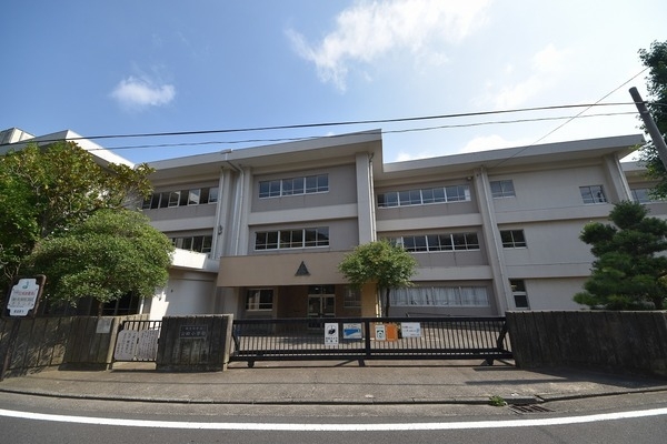 横須賀市公郷町４丁目　新築一戸建て(横須賀市立公郷小学校)