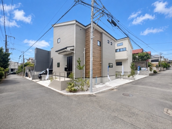 藤沢市辻堂太平台１丁目　新築一戸建て