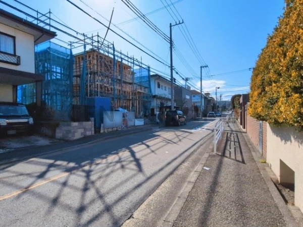 横浜市青葉区千草台　新築一戸建て